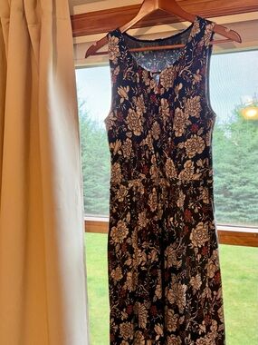 Garnet Hill Floral Maxi Dress with pockets! Sz Medium